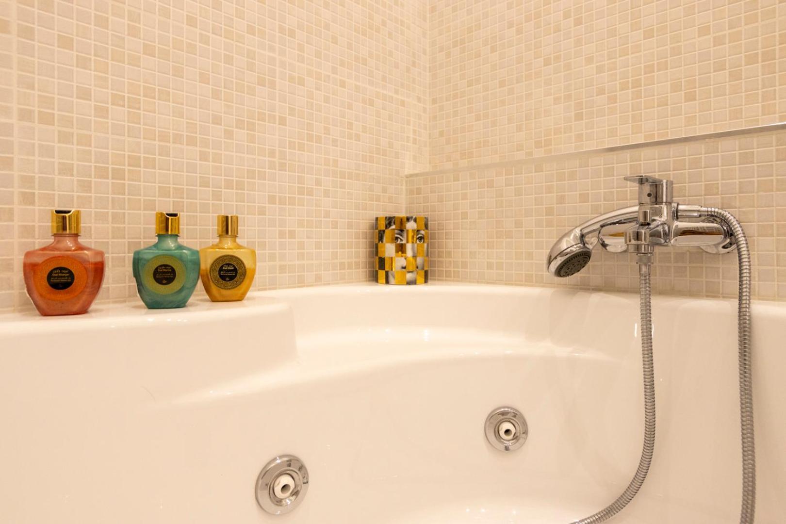 Loft Luxury Design- With 2 Bedrooms -wifi Ultra-5min Metro Appartamento