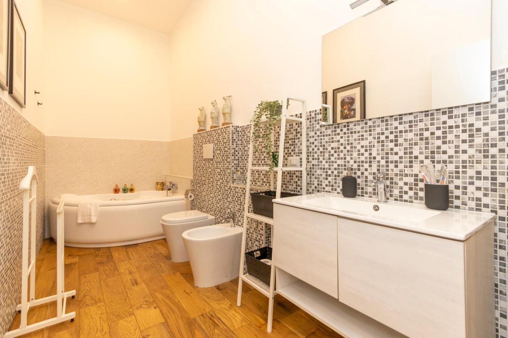 Appartamento Loft Luxury Design- With 2 Bedrooms -wifi Ultra-5min Metro